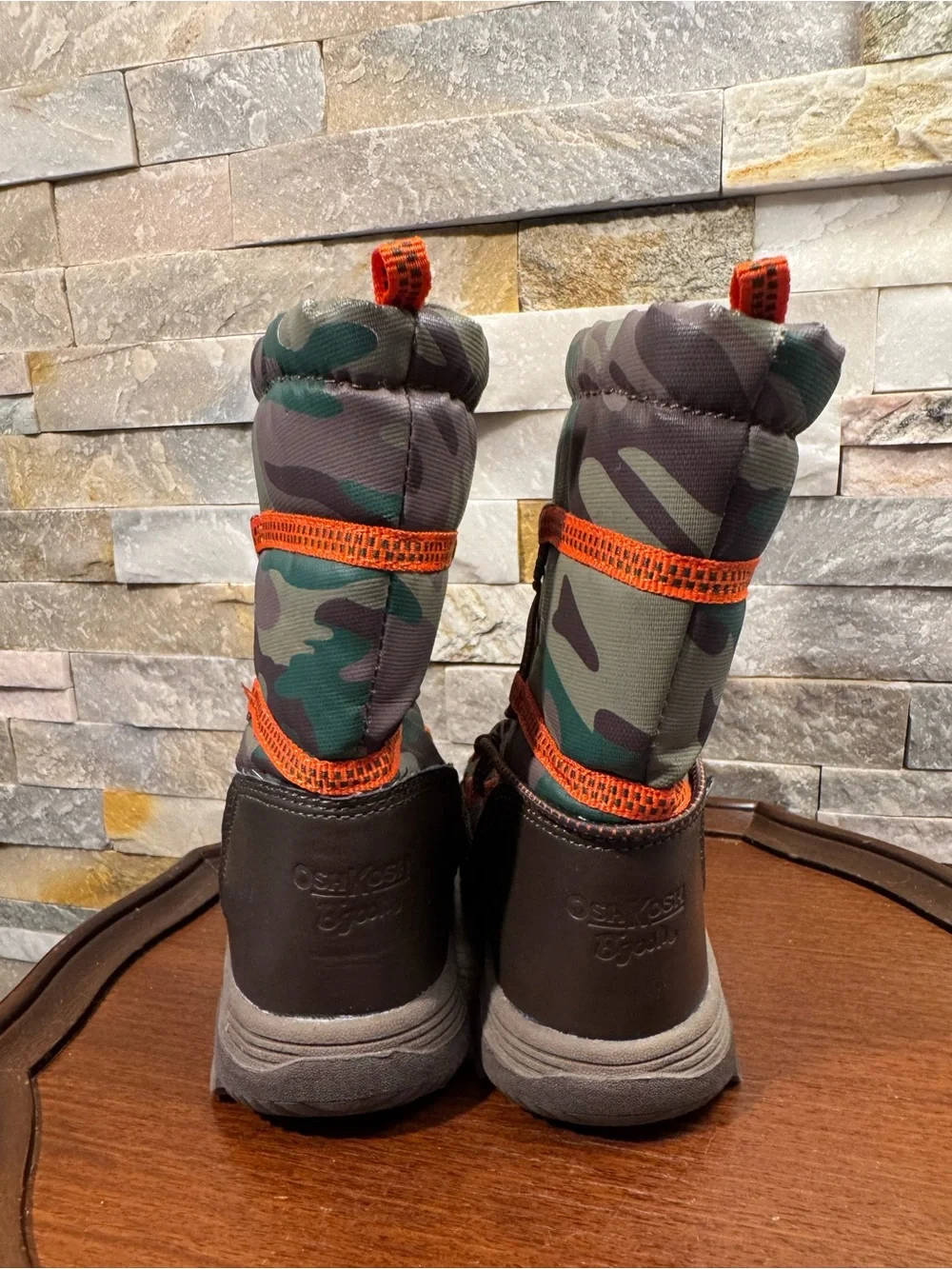 Kids Sz 10M OshKosh Camo Orange Snow Winter Hiking Outdoor Hunting Boots Shoes
